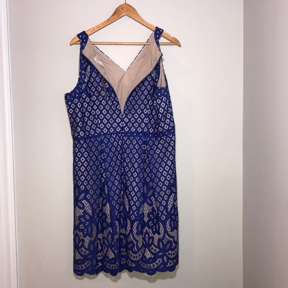 Chico’s Lace Sleeveless Fit and Flare Dress - Picture 2 of 8